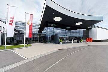 ABB opens global innovation and training campus for machine automation at B&R in Austria